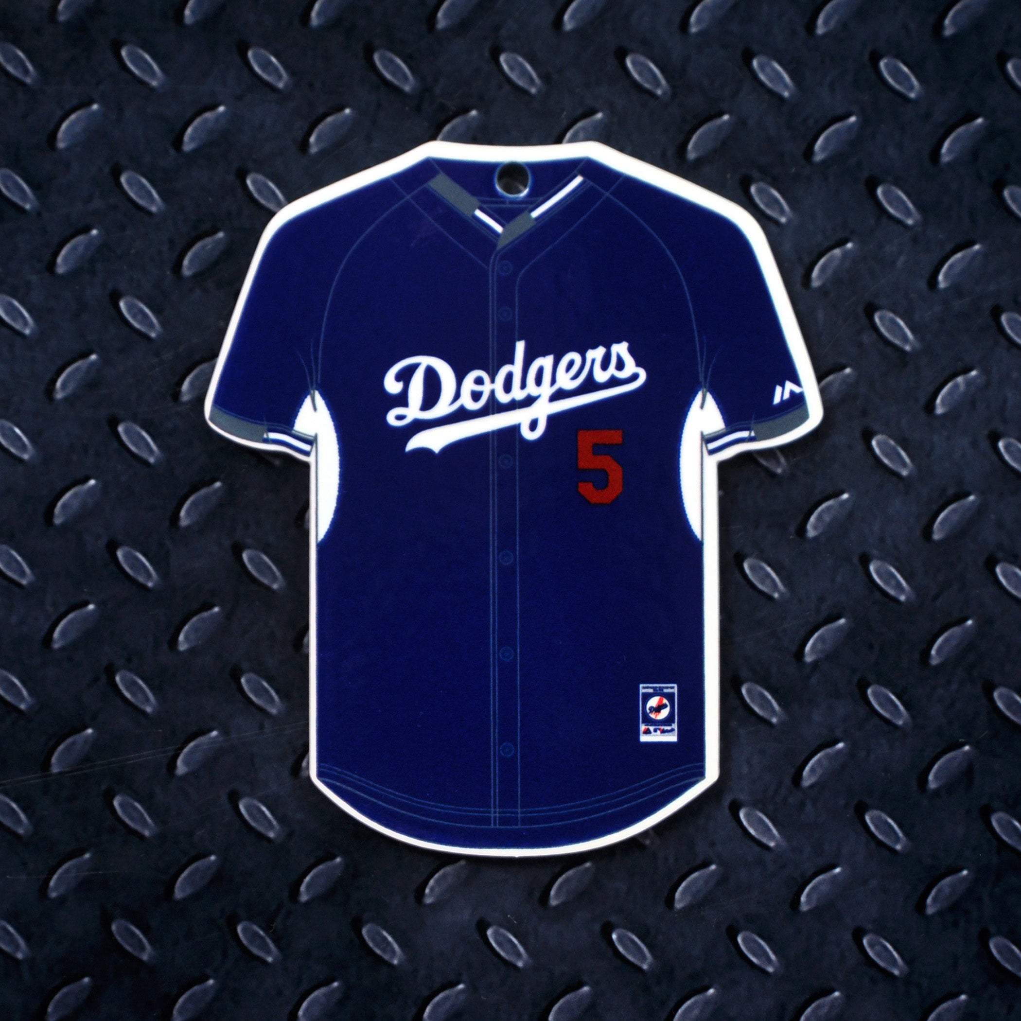 Los Angeles Kings Wear Dodgers-Inspired Uniforms