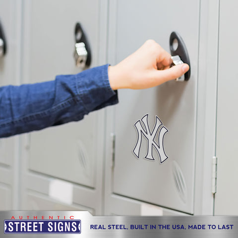 New York Yankees - NY Cap Logo Steel Super Magnet